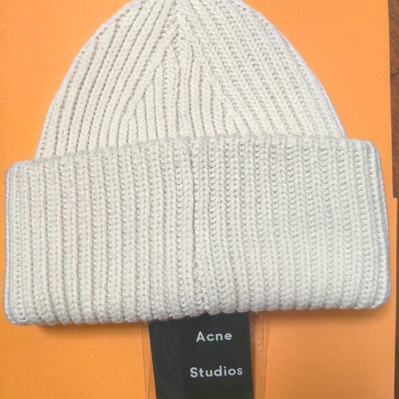Acne Studios Pansy N Face White Wool Beanie - Picture 3 of 5